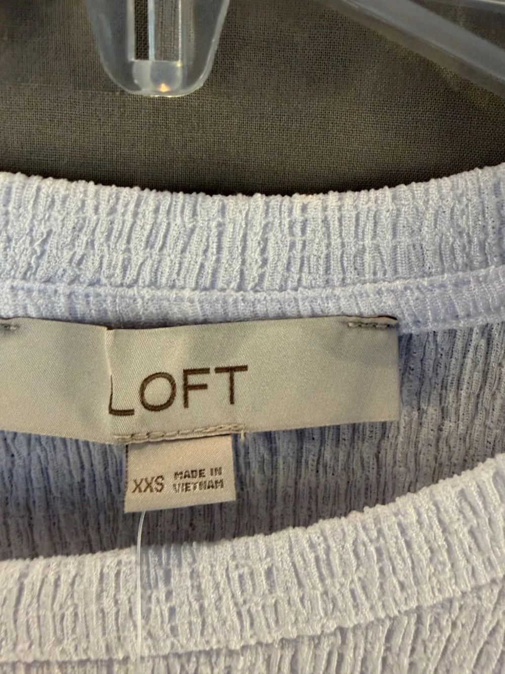 LOFT Short Puff Sleeve Blouse, White color Size XXS (NWT)